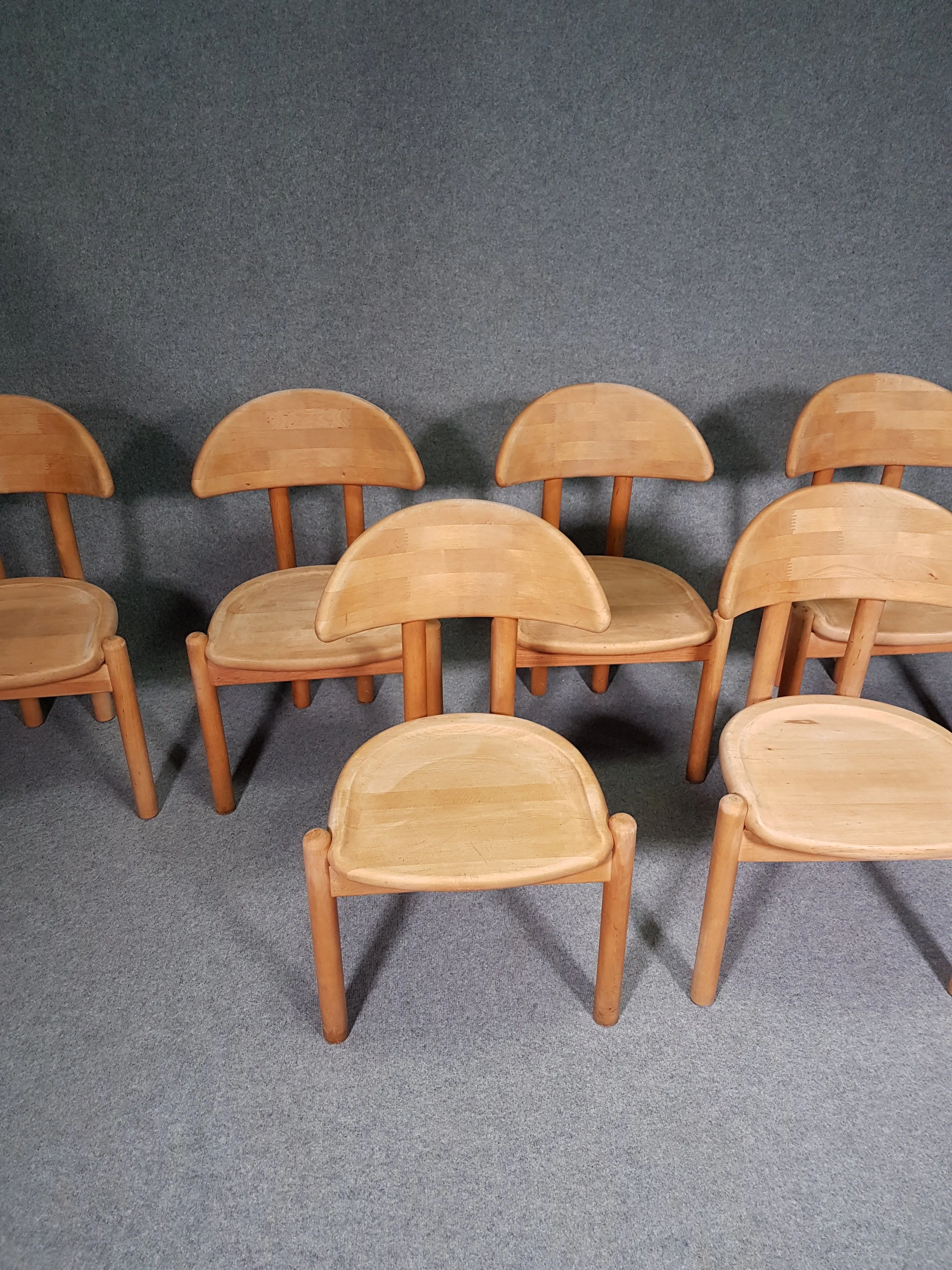 6 x chairs in solid maple by Ansager Møbler, Denmark. Danish craftsmanship