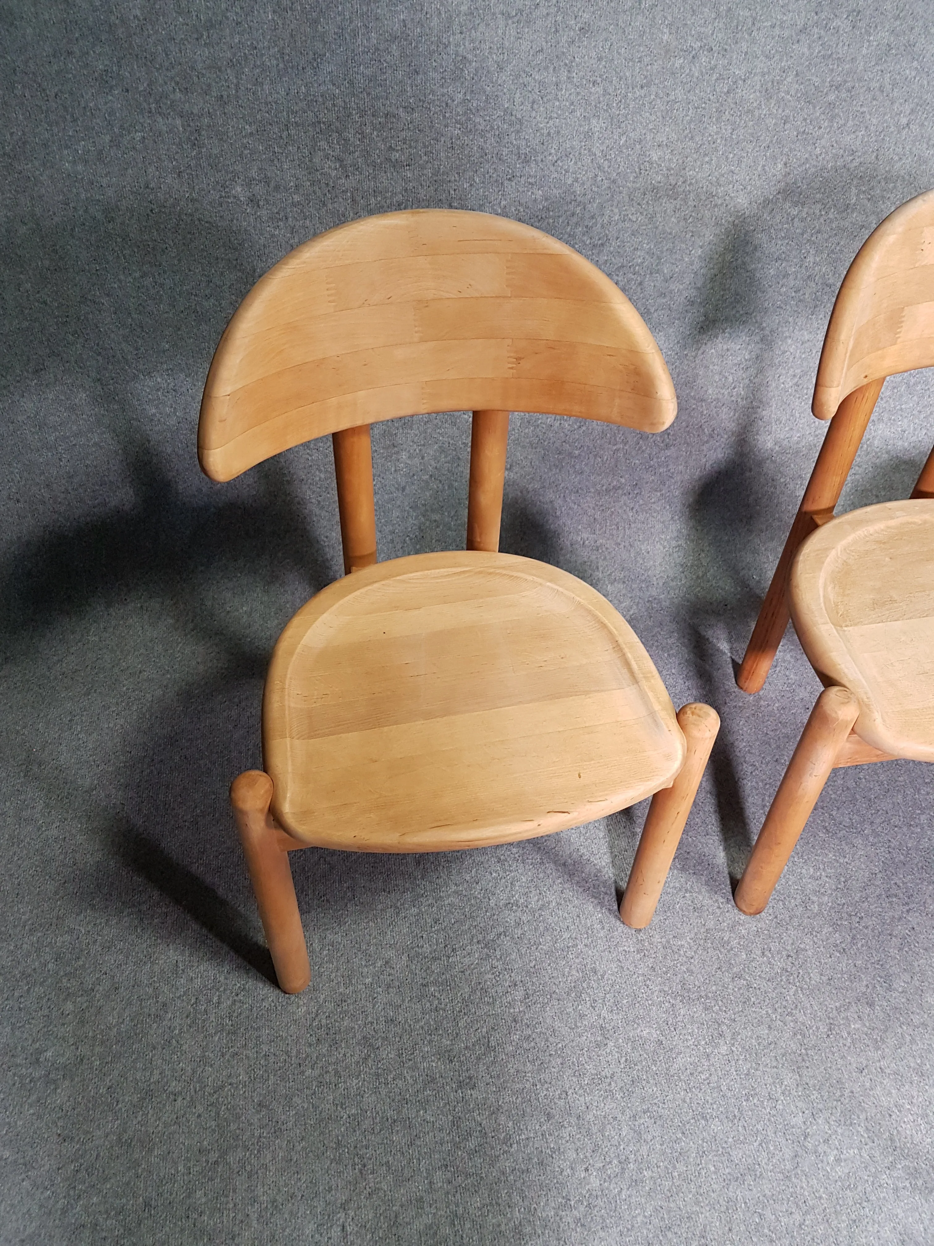 6 x chairs in solid maple by Ansager Møbler, Denmark. Danish craftsmanship