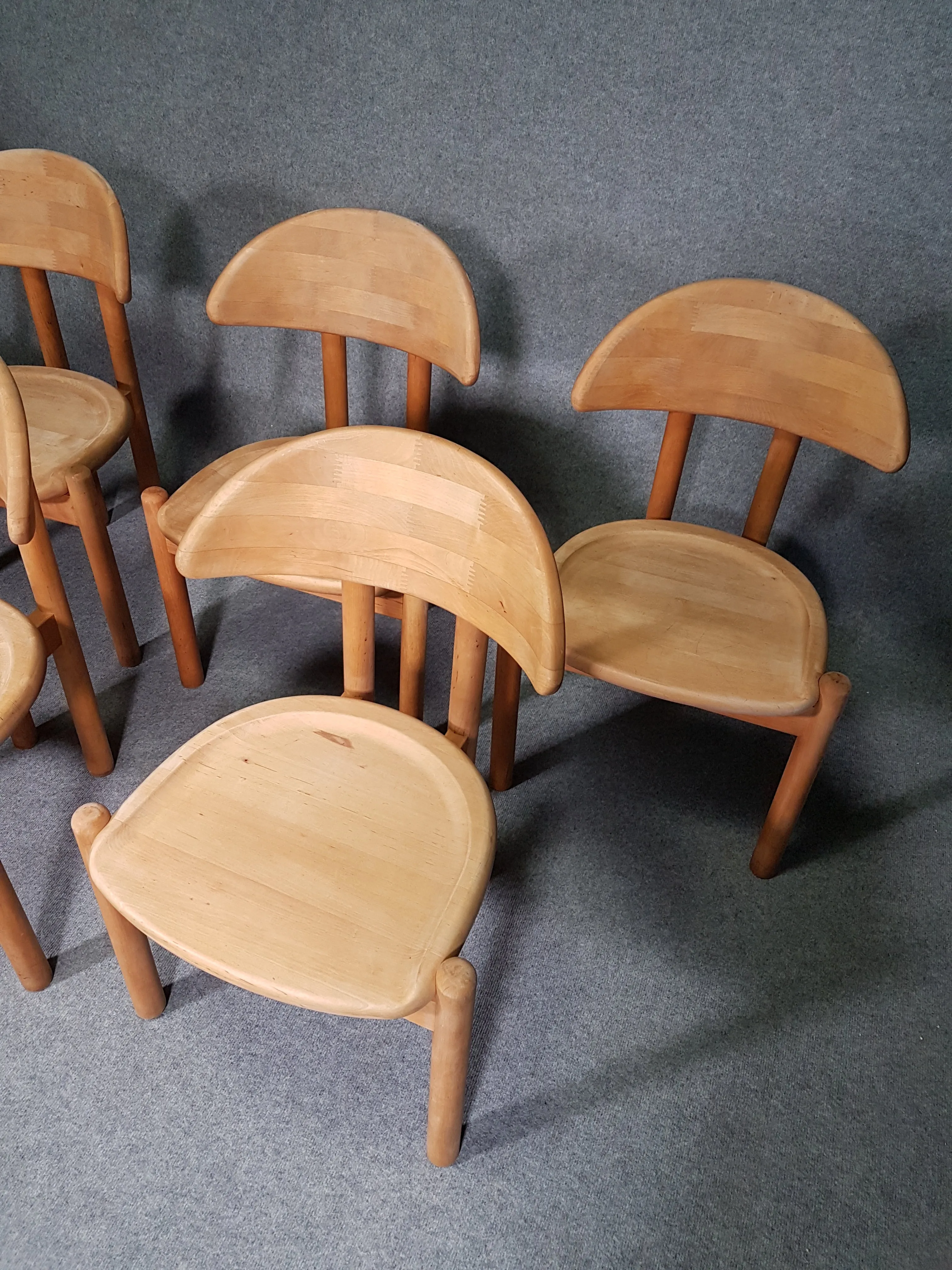 6 x chairs in solid maple by Ansager Møbler, Denmark. Danish craftsmanship