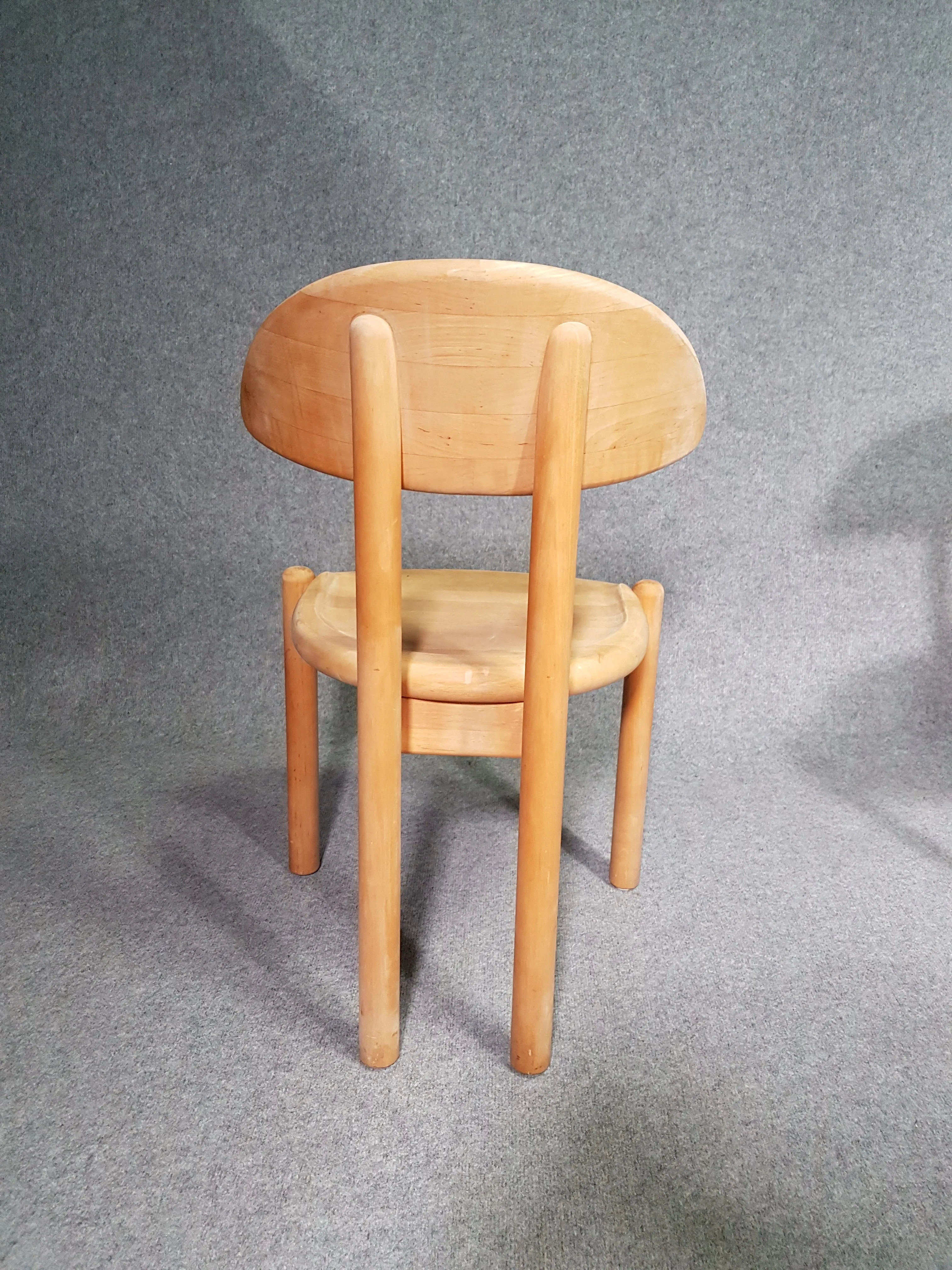 6 x chairs in solid maple by Ansager Møbler, Denmark. Danish craftsmanship