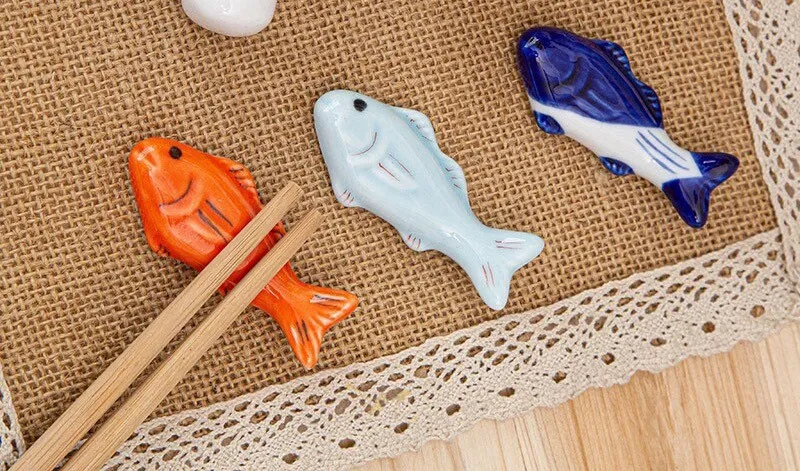 Gohobi Fish Chopstick Rest