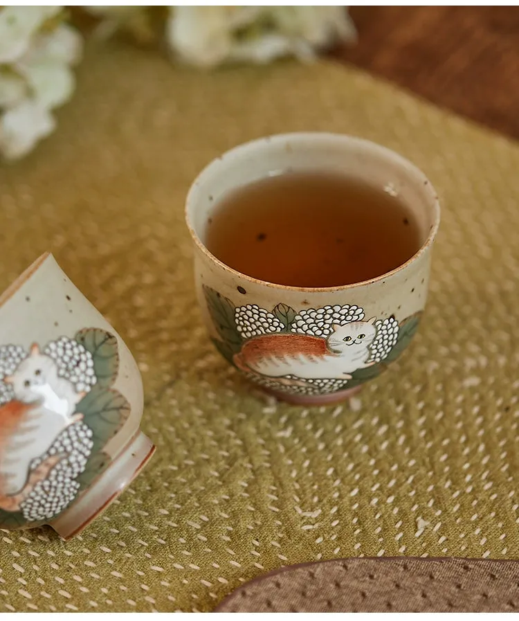 Gohobi Hand-painted Cat Hydrangeas Ceramic Tea Cup