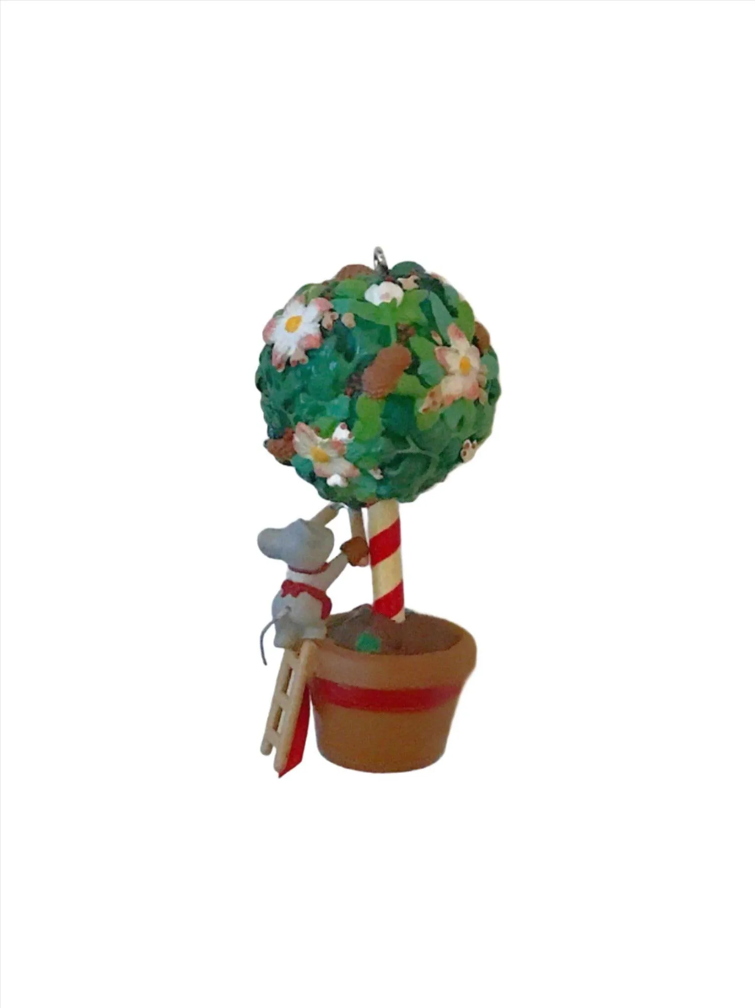 Hallmark Keepsake Ornament "Tending Her Topiary" (2000)