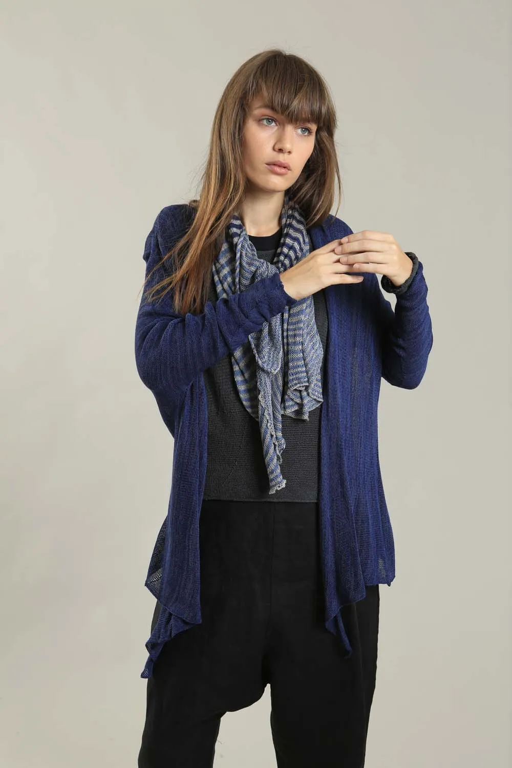 Orta Light Bamboo & Soy warm Cardigan - Navy Blue