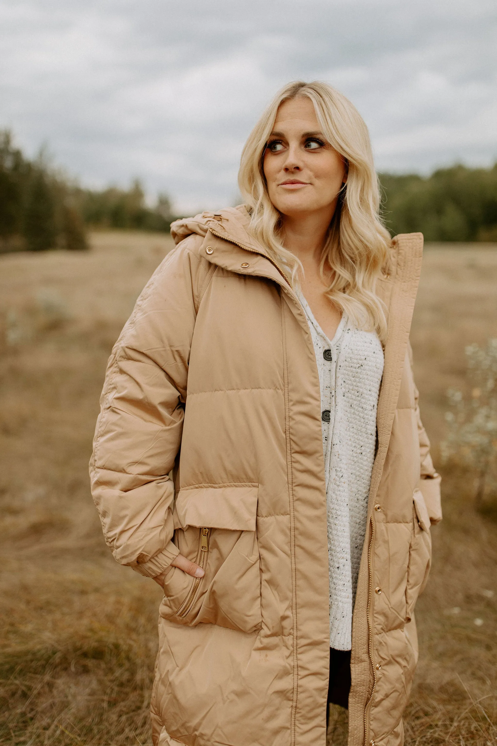 The Camila Puffer Jacket - Tannin - PLUS