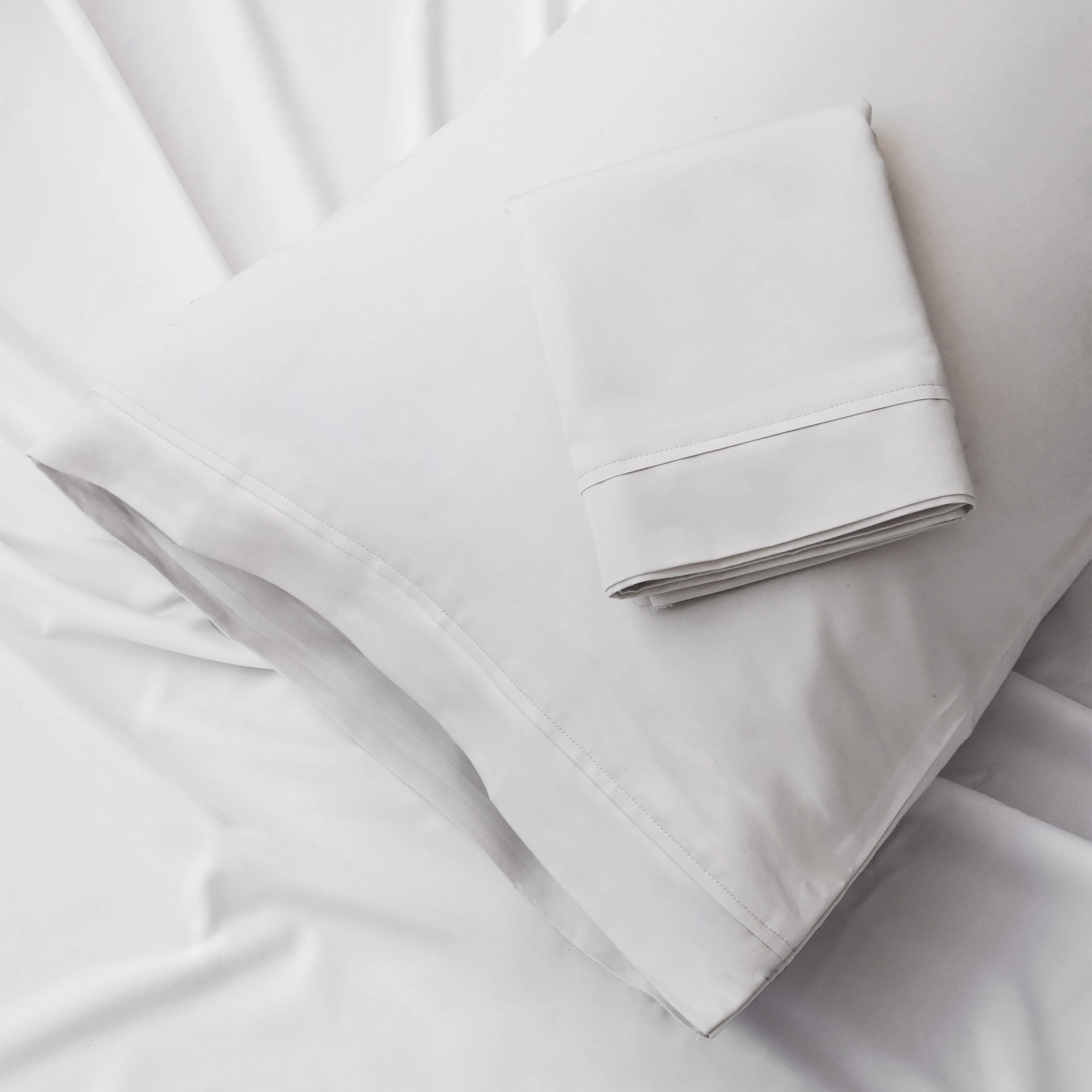 Valentino Egyptian Cotton Pillowcases 1200 Thread Count