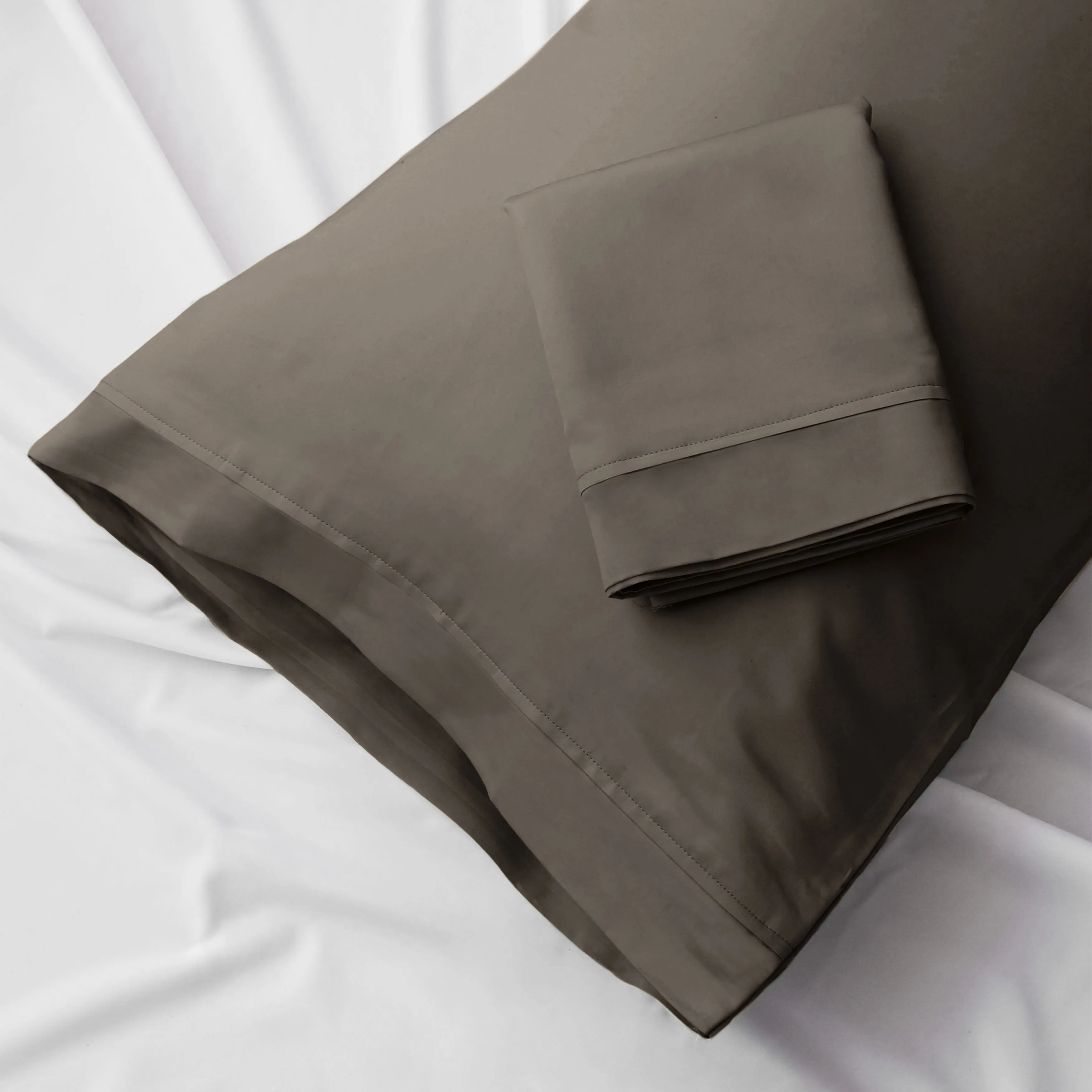 Valentino Egyptian Cotton Pillowcases 1200 Thread Count