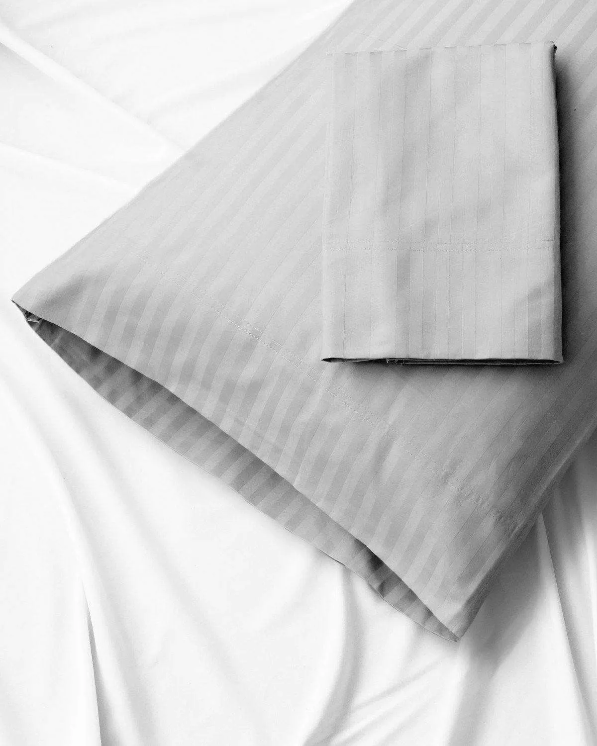 Valentino Striped Egyptian Cotton Pillowcases 1200 Thread Count